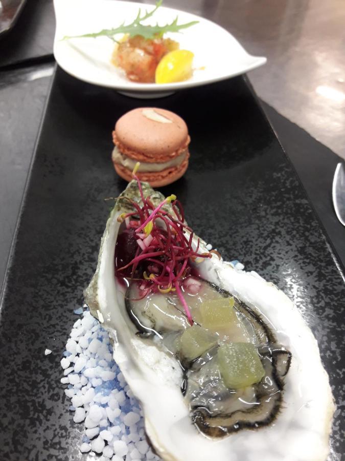 Hotel De France - Restaurant L'Insolite 두아르느네 외부 사진